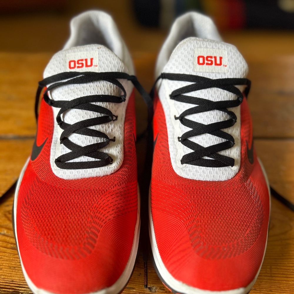 OSU Beavers Nike Free Trainer V7 M size 10